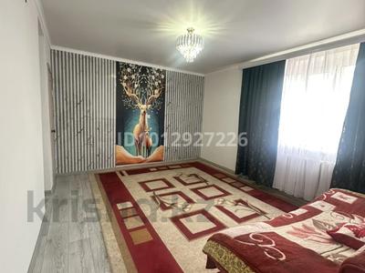 2-бөлмелі пәтер · 52 м² · 5/5 қабат, мкр Карасу 37а — Торговый, бағасы: 100 000 ₸ в Таразе