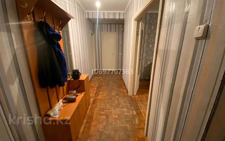 3-бөлмелі пәтер, 65 м², 4/9 қабат ай сайын, Ауезова 91, бағасы: 100 000 〒 в Экибастузе — фото 2