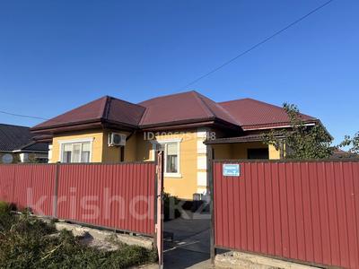 Отдельный дом · 3 комнаты · 119 м² · 10 сот., мкр Сарыкамыс-2, 3 2 — Самал тәттілері за 32 млн 〒 в Атырау