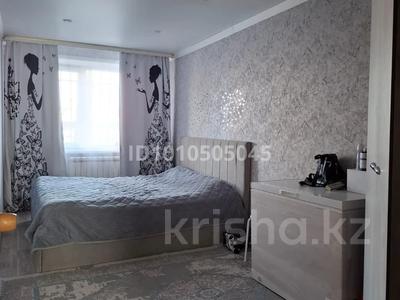 2-комнатная квартира · 45 м² · 1/5 этаж, Майкудук, 14й микрорайон 1 за 9 млн 〒 в Караганде, Алихана Бокейханова р-н