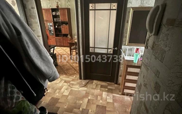 3-комнатная квартира · 61.3 м² · 3/5 этаж, Майкудук, Майкудук, 14й микрорайон 9 за 15.5 млн ₸ в Караганде, Алихана Бокейханова р-н — фото 2