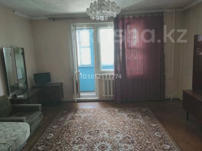 2-бөлмелі пәтер · 54 м² · 2/10 қабат, мкр Юго-Восток, мкр Гульдер 1 15, бағасы: 20 млн ₸ в Караганде, Казыбек би р-н