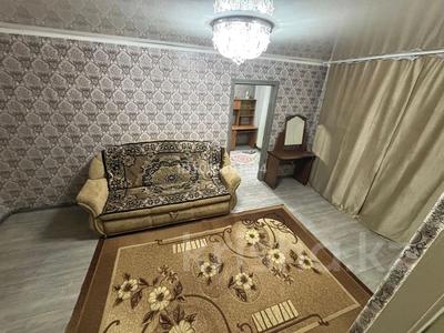 2-бөлмелі пәтер · 42 м² · 2/5 қабат, Глинки 31А — В самом центре цемпоселка, бағасы: 160 000 ₸ в Семее