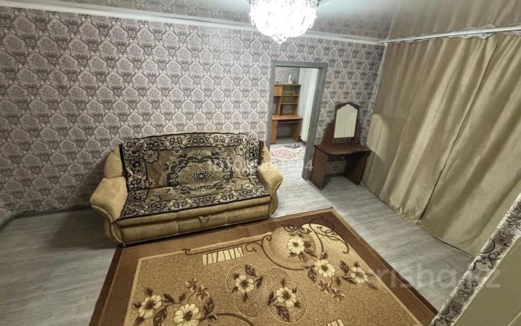 2-бөлмелі пәтер · 42 м² · 2/5 қабат, Глинки 31А — В самом центре цемпоселка, бағасы: 160 000 ₸ в Семее — фото 2