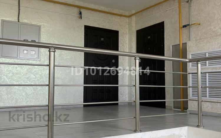 3-бөлмелі пәтер · 92 м² · 5/5 қабат, Сатпаева 11а, бағасы: 230 000 ₸ в Таразе — фото 2
