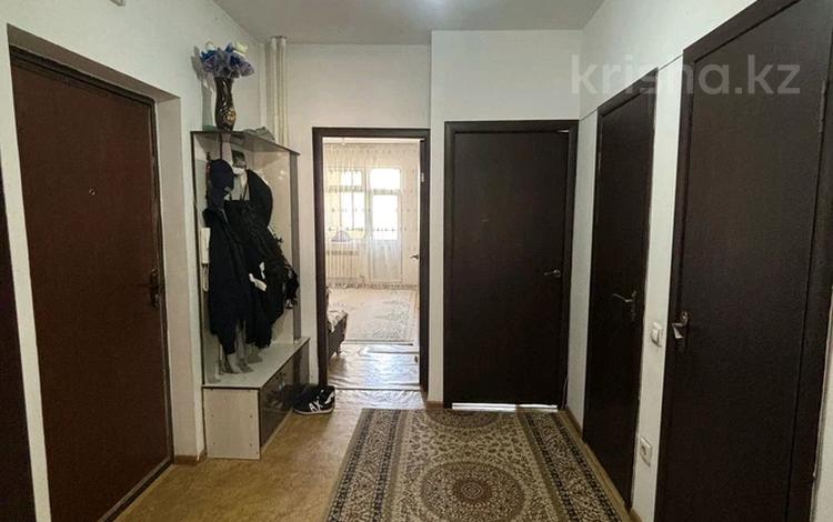 3-бөлмелі пәтер · 78 м² · 4/5 қабат, Улы Дала — 15 микрорайон, бағасы: 21 млн ₸ в Таразе — фото 2