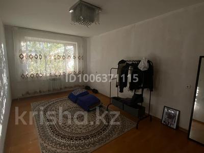 1-комнатная квартира · 33.3 м² · 2/5 этаж, 117 квартал 4 за 5 млн ₸ в Темиртау