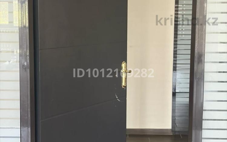 Фитнес и спорт, образование, развлечения, студии · 80 м² за 290 000 ₸ в Караганде, Казыбек би р-н — фото 6