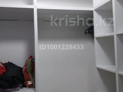 1-бөлмелі пәтер · 42 м² · 4/6 қабат · ай сайын, Иле 30/1 — Шәкарим и Кошкарбаева пересечение, бағасы: 160 000 〒 в Астане, р-н Байконур