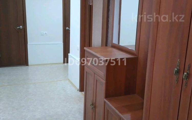 3-бөлмелі пәтер · 80 м² · 8/9 қабат, мкр Юго-Восток, ул Карбышева 15/2 — Рынок Арай, бағасы: 190 000 ₸ в Караганде, Казыбек би р-н — фото 13