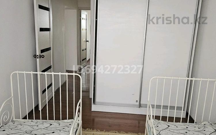 4-комнатная квартира · 100 м² · 8/10 этаж, Магжана Жумабаева 6 — проспект Назарбаева за 300 000 〒 в Павлодаре — фото 2