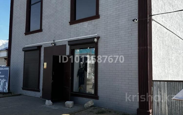 Свободное назначение, магазины и бутики · 300 м² за 600 000 ₸ в Кандыагаш — фото 2