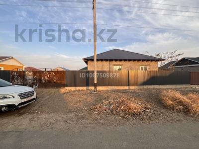 Отдельный дом · 3 комнаты · 143 м² · 8 сот., 3 48 за 15 млн 〒 в Атырау