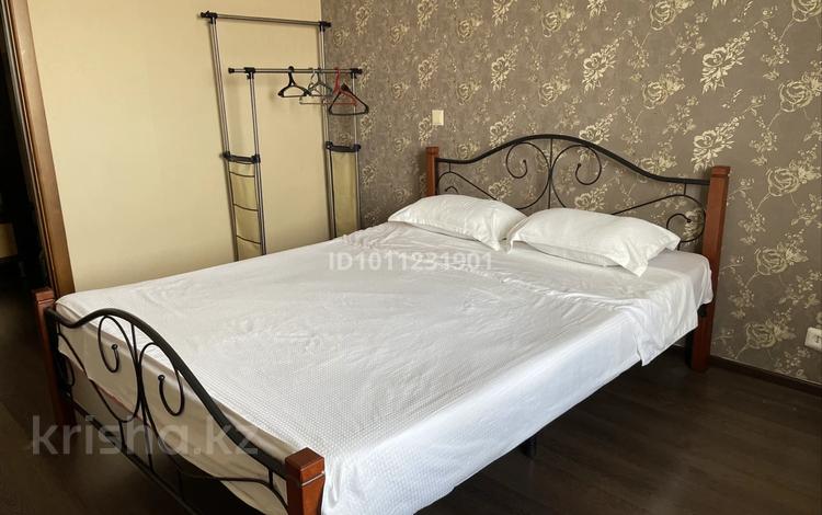 2-бөлмелі пәтер · 60 м² · 8/9 қабат, Машхур Жусупа 288, бағасы: 14 000 ₸ в Павлодаре — фото 6