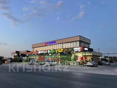 Свободное назначение, офисы, магазины и бутики, склады, азс, автосервисы и автомойки, общепит, салоны красоты, сельское хозяйство, бани, гостиницы и зоны отдыха, фитнес и спорт, медцентры и аптеки, образование, развлечения, конференц-залы, кабинеты и рабочие места, студии · 1111 м² за 200 000 〒 в Аксукенте