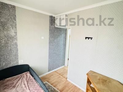 3-комнатная квартира · 60 м² · 5/5 этаж, мкр Аксай-2 за 40 млн ₸ в Алматы, Ауэзовский р-н
