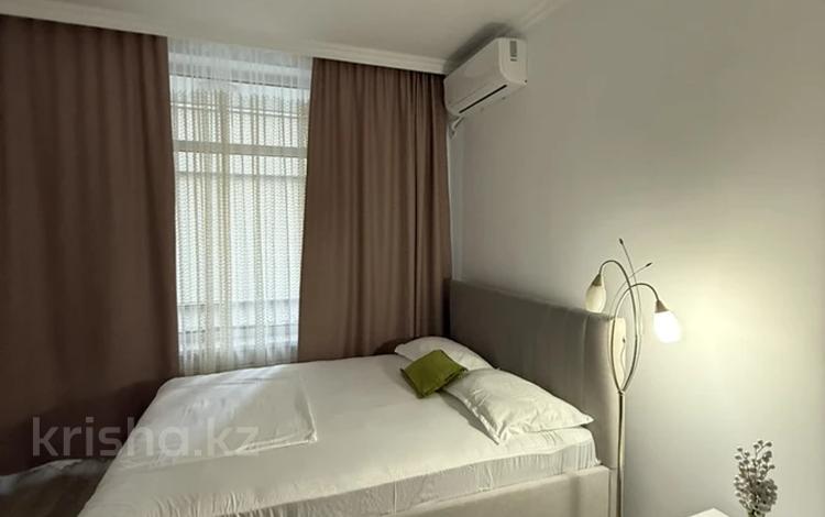 1-комнатная квартира · 50 м² · 3/10 этаж, мкр Сары Арка, Кулманова 35 — Площадь Исатая Махамбета за 16 000 ₸ в Атырау — фото 2