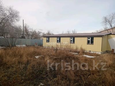 Отдельный дом · 8 комнат · 140 м², Железнодорожная 23/1 — Байтерек за 800 000 〒 в Аксае