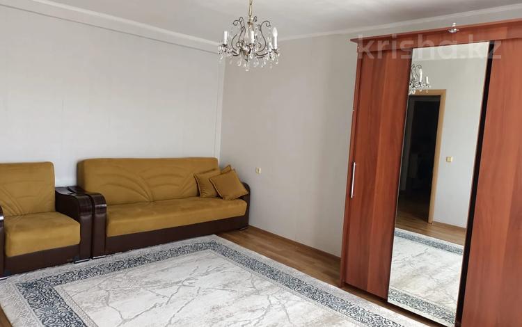1-комнатная квартира · 43 м² · 5/5 этаж, мкр Жана Орда 25 за 130 000 ₸ в Уральске — фото 2