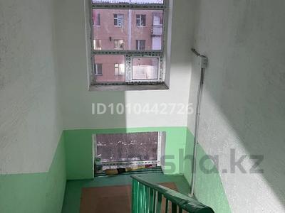 2-бөлмелі пәтер · 44 м² · 5/5 қабат, 21 дом 21 — Банка, кафе, салонов красоты, школы, бағасы: 6.5 млн ₸ в Жанатасе