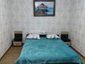 2-комнатная квартира, 52 м², 2 этаж помесячно, Жандосова 140 за 260 000 〒 в Алматы, Ауэзовский р-н
