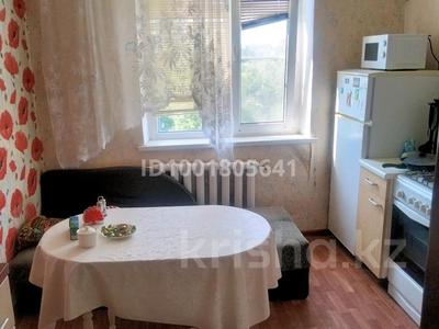 2-бөлмелі пәтер · 58 м² · 5/5 қабат, 4 мкр. 5, бағасы: 120 000 〒 в Аксае
