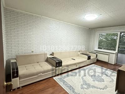 2-бөлмелі пәтер · 45 м² · 2/5 қабат, Майкудук, 17й микрорайон 36, бағасы: 140 000 ₸ в Караганде, Алихана Бокейханова р-н