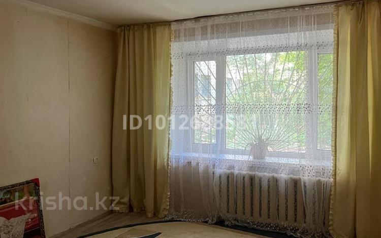 1-бөлмелі пәтер · 33 м² · 1/9 қабат, мкр Юго-Восток, Гапеева 9 — Рядом специализированная школа-лицей-интернат «Дарын», ТБЦ «Аян» супер маркет «Самади», бағасы: 12 млн ₸ в Караганде, Казыбек би р-н — фото 2