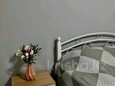 2-комнатная квартира · 80 м² · 12/13 этаж, Тауелсиздик 25 за 20 000 ₸ в Астане, Алматы р-н