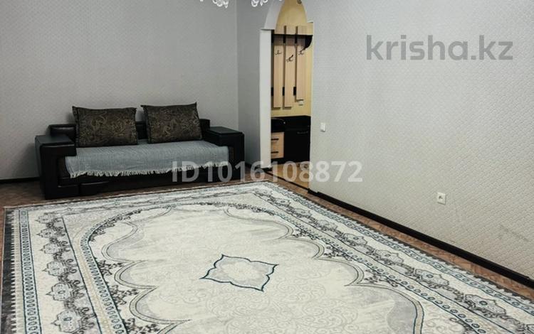 2-комнатная квартира · 61 м² · 2/10 этаж, мкр 12 45Д за 170 000 ₸ в Актобе — фото 2
