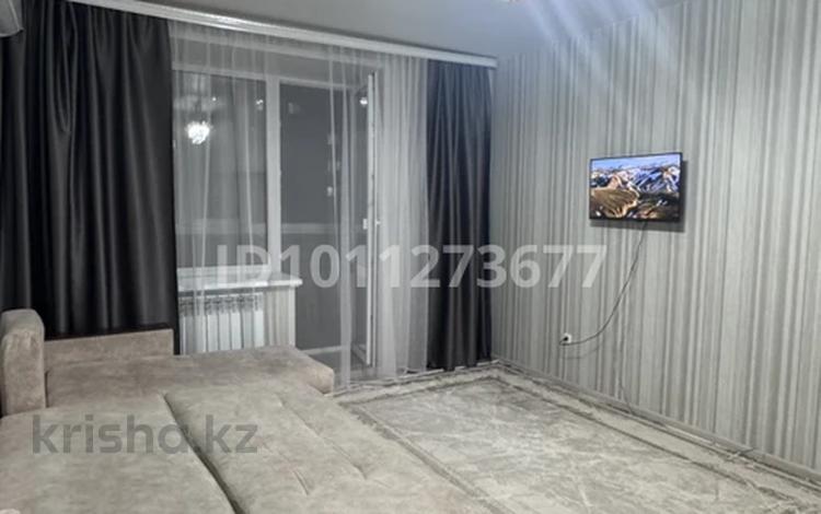 1-комнатная квартира · 40 м² · 1/9 этаж, Микрорайон Береке, Микрорайон Береке 53 за 13 000 ₸ в Костанае — фото 2