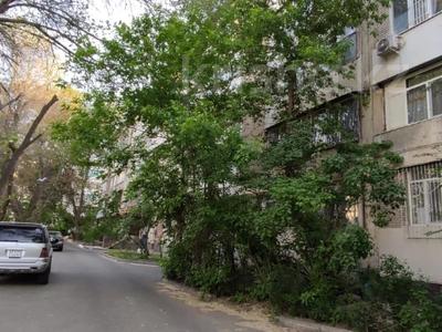 Пәтерлер в Жамбылской обл.: 2-бөлмелі пәтер · 48 м² · 2/5 қабат, Абая 161, бағасы: 21.5 млн 〒 2-бөлмелі пәтер · 48 м² · 2/5 қабат, Абая 161, бағасы: 21.5 млн 〒 в Таразе