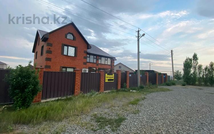 Жеке үй · 4 бөлме · 240 м² · 10 жүзд., Ырыс 16, бағасы: 52.5 млн ₸ в Актобе, жилой массив Акжар-2 — фото 2