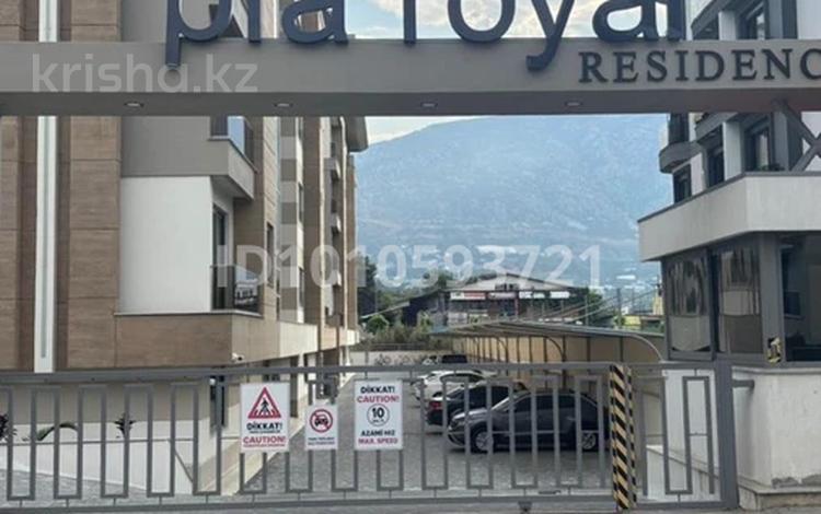 4-комнатная квартира · 180 м² · 2/5 этаж, Долавлик за 140 млн 〒 в Аланье — фото 2