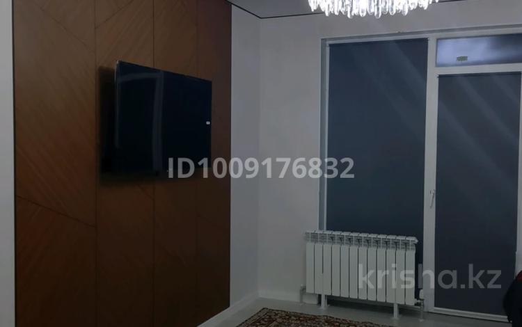 2-комнатная квартира · 47.5 м² · 4/6 этаж, Халиуллина 196/17 за 250 000 ₸ в Алматы, Медеуский р-н — фото 2