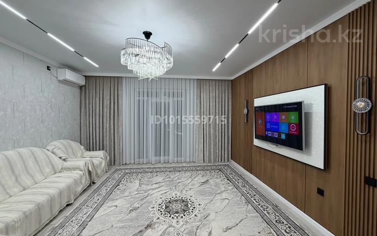 4-бөлмелі пәтер · 83.4 м² · 6/12 қабат, Сзади Обл. Акимата 21/4 — Прократура артында., бағасы: 250 000 ₸ в Туркестане — фото 2