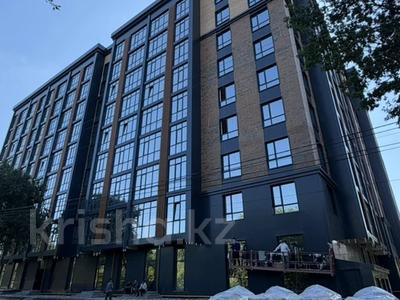 2-комнатная квартира · 100.3 м² · 3/8 этаж, Даумова 63 за 45 млн ₸ в Уральске