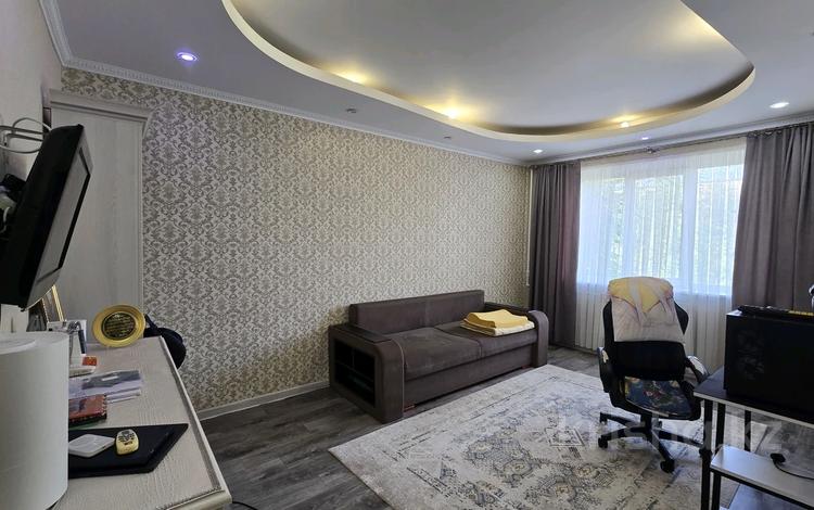 3-комнатная квартира · 66 м² · 4/5 этаж, мкр Тастак-2, Прокофьева 36 — Прокофьева за 43.6 млн ₸ в Алматы, Алмалинский р-н — фото 2