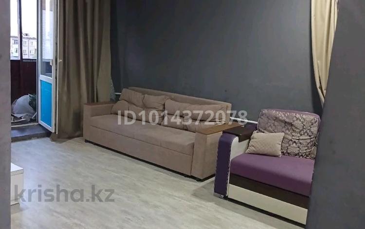 1-комнатная квартира · 38 м² · 5/5 этаж, 342 квартал — Радуги за 15 000 ₸ в Семее — фото 2