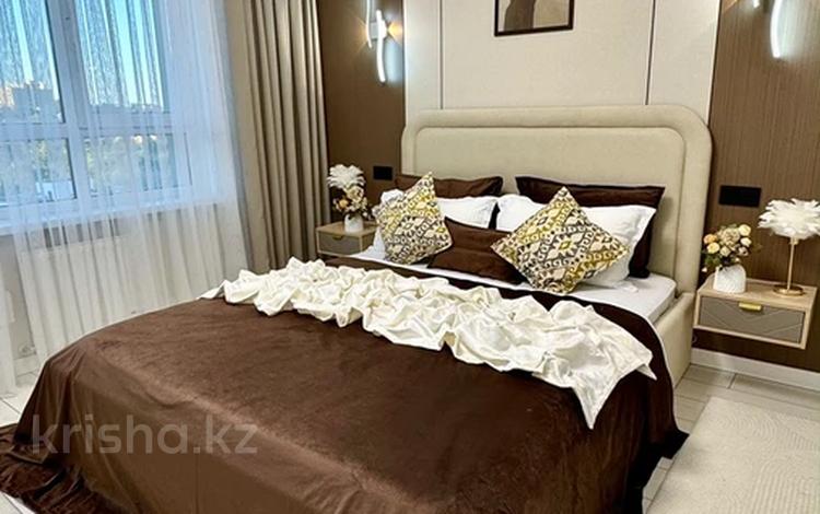 2-комнатная квартира · 52 м² · 10/14 этаж, Байдыбек би 113/25 3 — Рядом находится Дендропарк , Шымкентский зоопарк , этнопарк «Қазына», Grand Park, магазины, кафе и рестораны. за 2 000 ₸ в Абайский р-н — фото 2