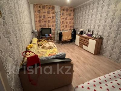 1-комнатная квартира · 35 м² · 5/5 этаж, мкр 8, Марата Оспанова за 10.8 млн 〒 в Актобе