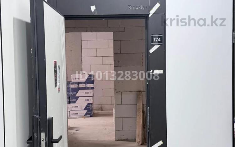2-бөлмелі пәтер · 55 м² · 2/4 қабат, Ақ Шағала -ш/а. 6, бағасы: 35 млн ₸ в Атырау, мкр Ак Шагала — фото 2