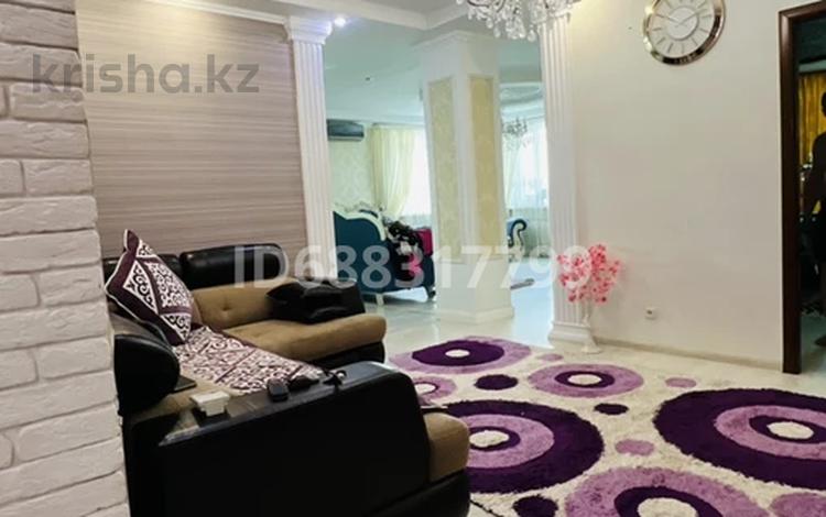 3-комнатная квартира · 130 м² · 6/25 этаж, мкр 11 112 — Мега за 400 000 ₸ в Актобе — фото 2