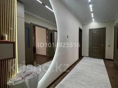 2-комнатная квартира · 64 м² · 4/9 этаж, Толеметова 106/3 за 220 000 ₸ в Шымкенте, Абайский р-н