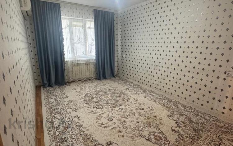 2-комнатная квартира · 44 м² · 4/5 этаж, мкр 8, Гришина за 13.5 млн ₸ в Актобе — фото 2