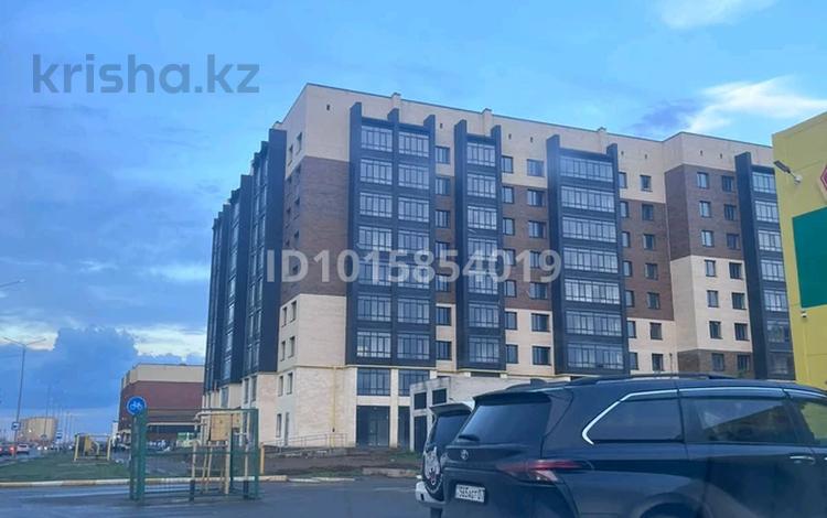 1-комнатная квартира · 50.3 м² · 6/9 этаж, ул Жуманиязова 120 за 17.8 млн ₸ в Уральске — фото 2