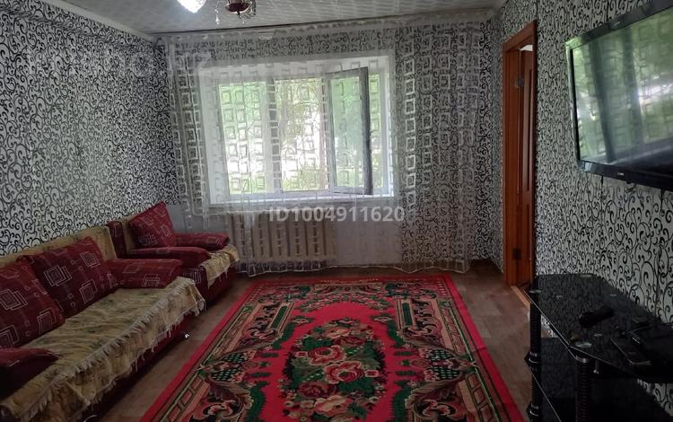 3-бөлмелі пәтер · 60 м² · 1/5 қабат, Царева 1 — Рядам Школа и садики, бағасы: 12 млн ₸ в Аксу — фото 2