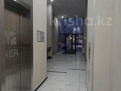 2-комнатная квартира · 74.5 м² · 10/12 этаж, Тургут Озала за 68 млн ₸ в Алматы, Алмалинский р-н