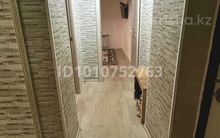 2-бөлмелі пәтер · 36 м² · 5/5 қабат, Самал 14, бағасы: 9 млн ₸ в Жанаозен — фото 2