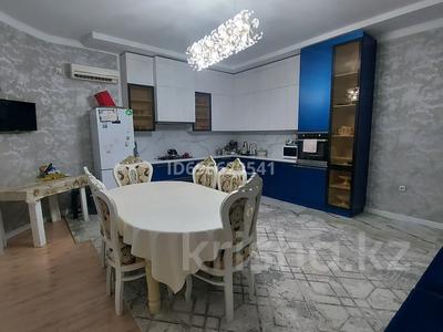 Отдельный дом · 5 комнат · 230 м² · 10 сот., улица Атамура 88 за 38 млн ₸ в Еркинкале